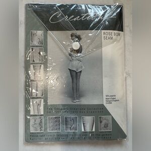 Pretty Polly Rose Bow Seam Hosiery